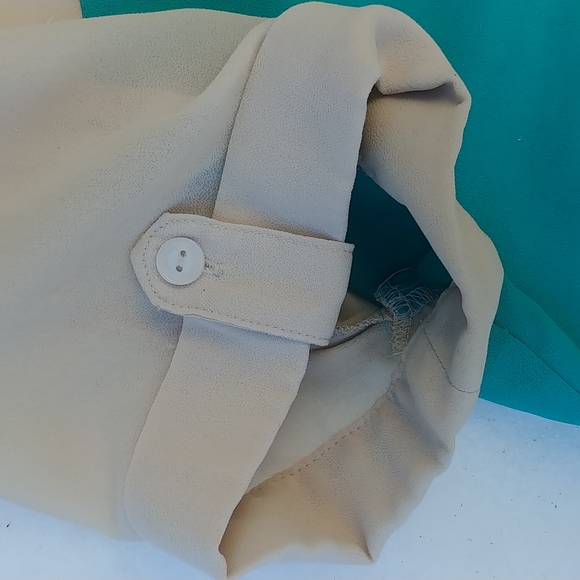 Naked zebra blouse - Picture 5 of 7